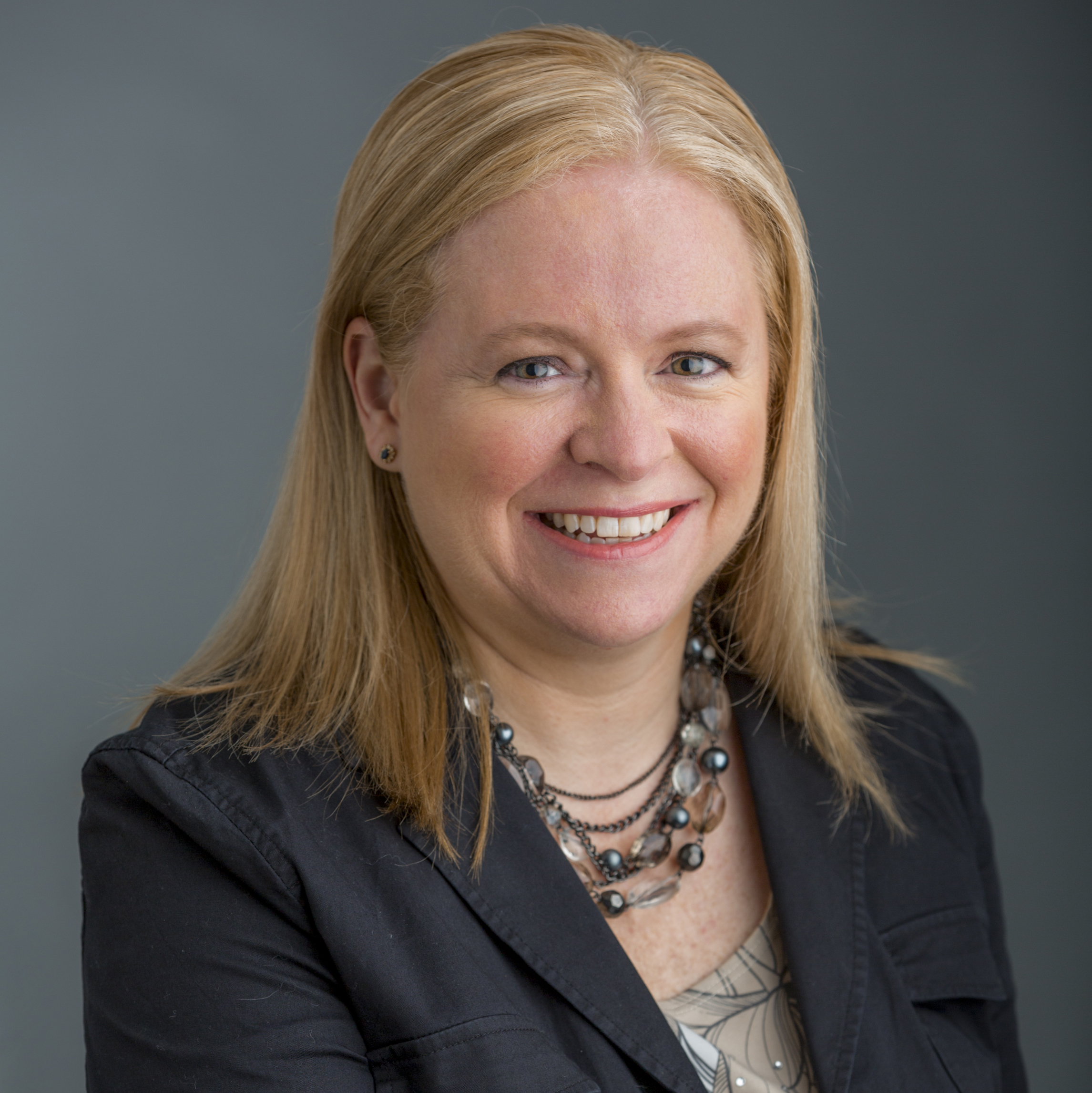 Kristin Hambelton headshot